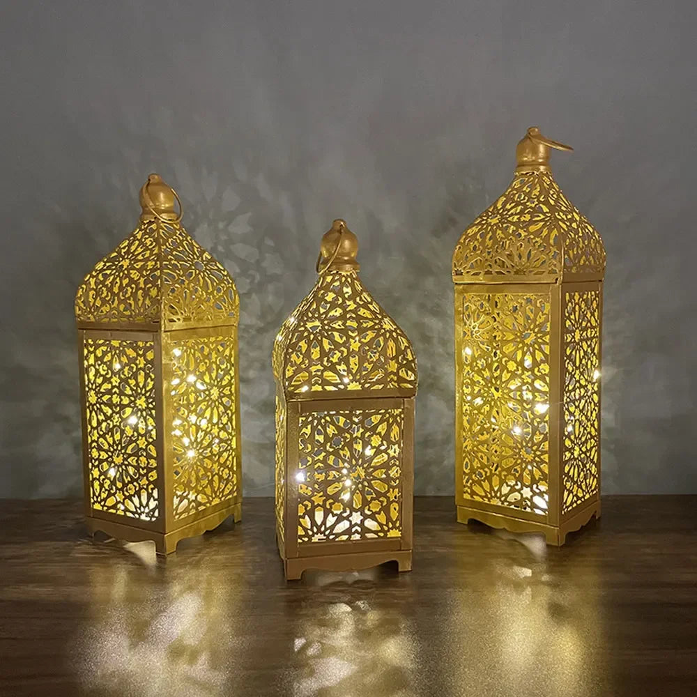 Lanterne marocaine en métal ajouré