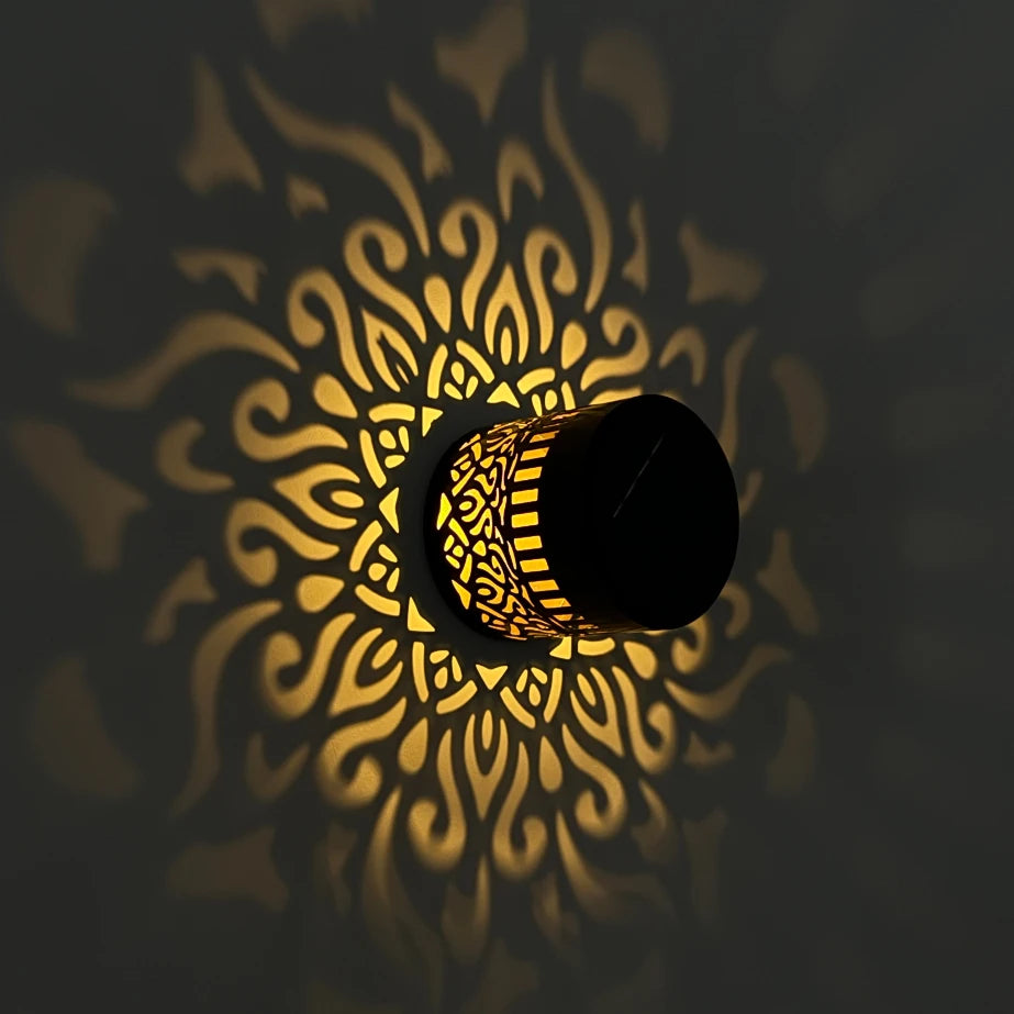 Applique murale solaire datura ajourée