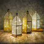Motifs ajourés de la lanterne marocaine dorée